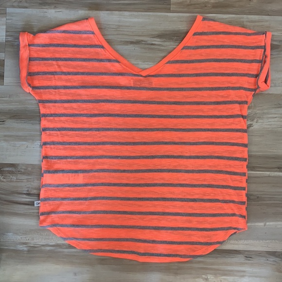 ❤️ Gilly Hicks orange and gray striped v-neck tee - Picture 2 of 7